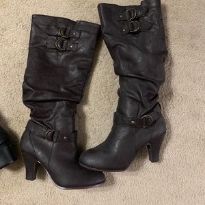 Women’s brown boots